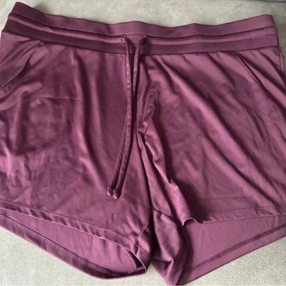 All in Motion Maroon Activewear Shorts - Picture 1 of 2